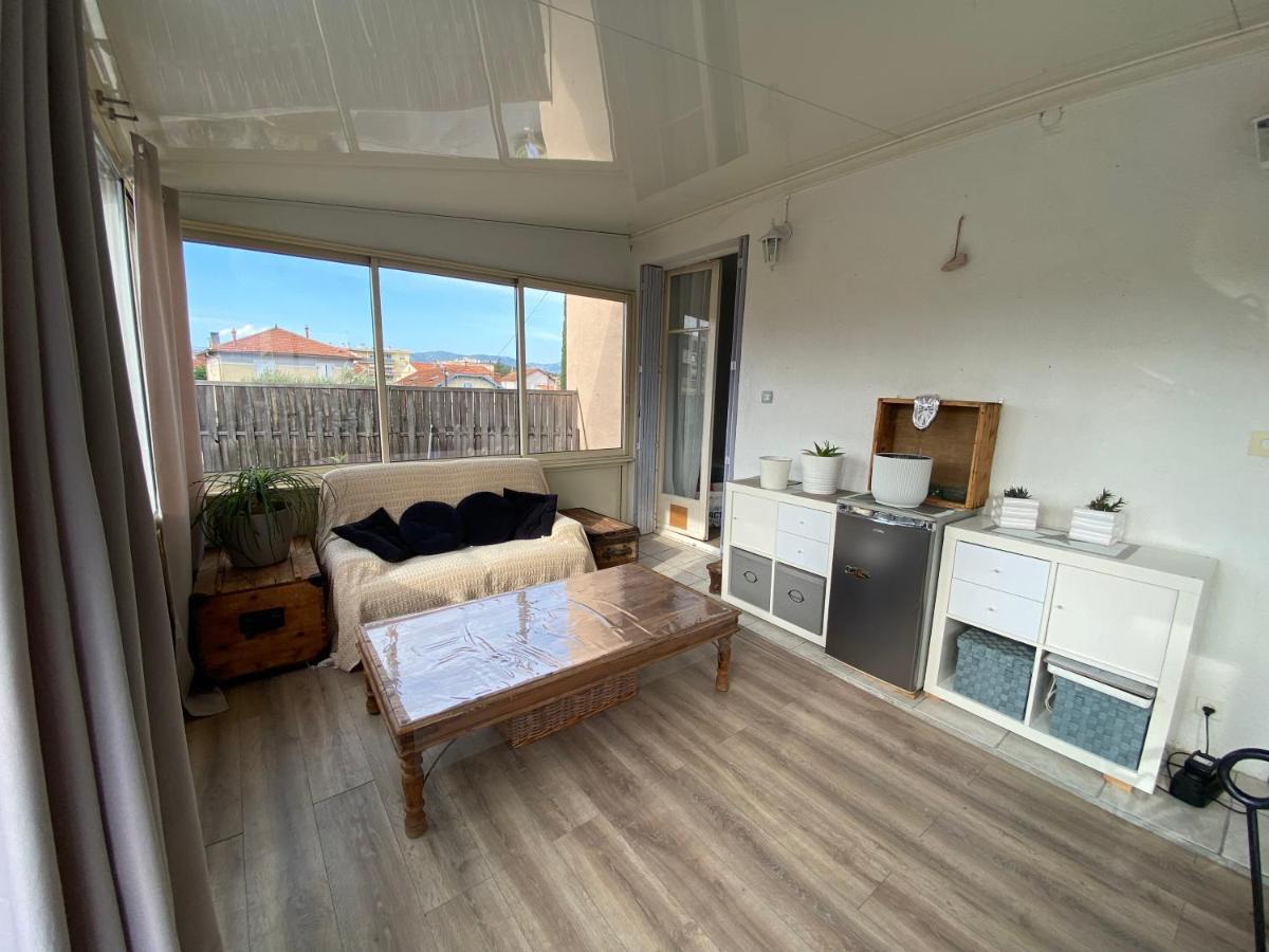 Le Lola Charment T3 A 10 Minutes A Pied De La Plage. La Seyne-sur-Mer Exterior photo